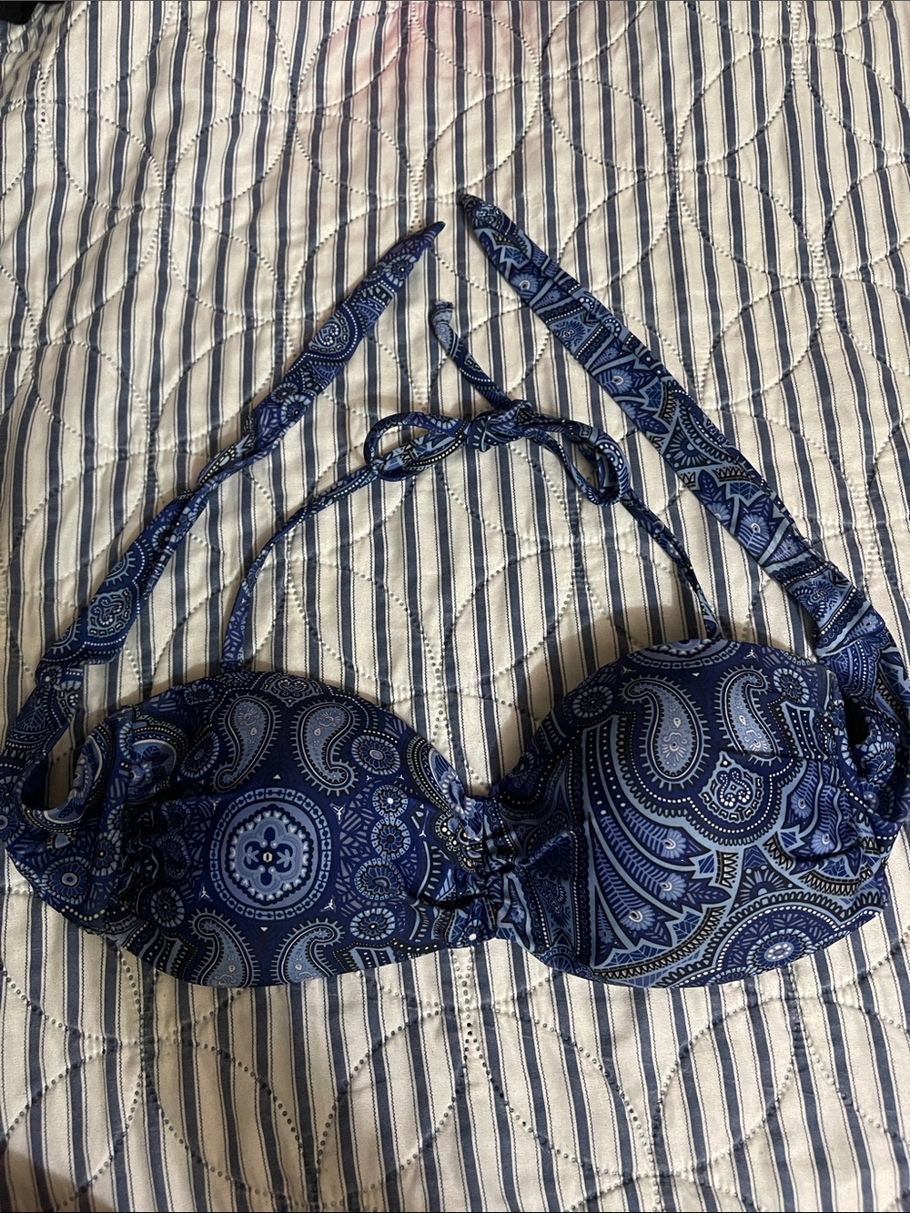 H&M Blue Paisley Halter Bikini Top - Picture 2 of 3